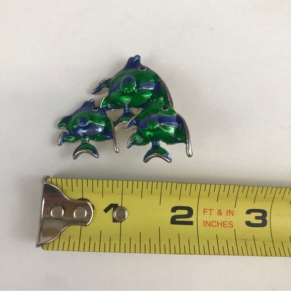 MJ Fish Tropical Enamel School of Angelfish Blue Green Aquatic Ocean Brooch Pin - Picture 9 of 12